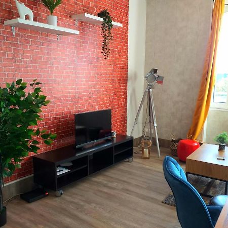 La Tour De Beurre- Appartement Lumineux Et Spacieux Bourges Bagian luar foto