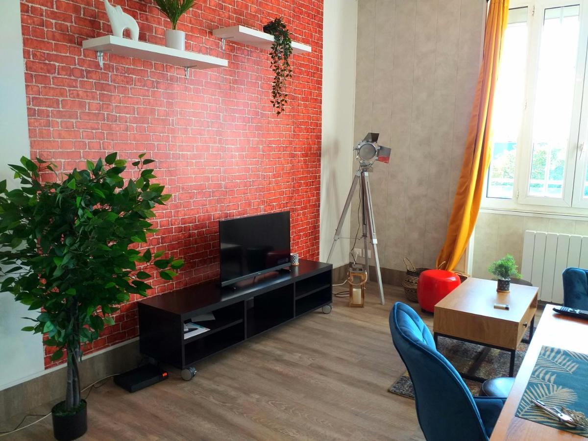 La Tour De Beurre- Appartement Lumineux Et Spacieux Bourges Bagian luar foto